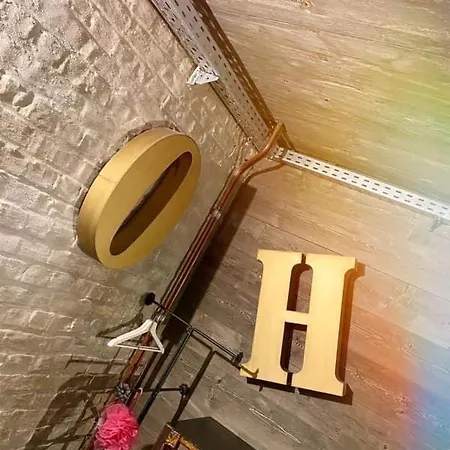 Les Atypiques De Nico Bush - Parking Securise Velos بيت ضيافة تورناي