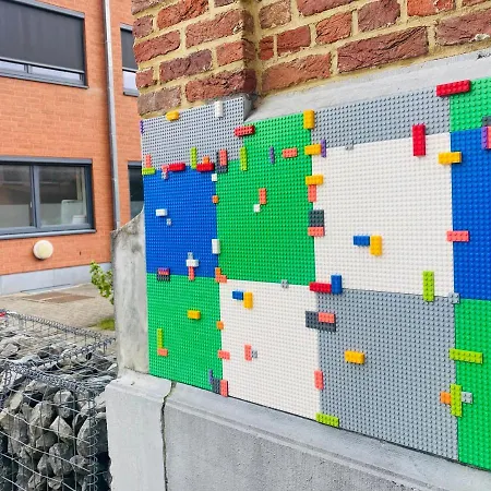 Les Atypiques De Nico Bush - Parking Sécurisé Vélos *