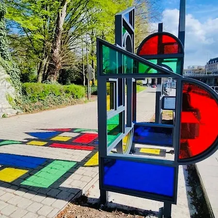 Maison d'hôtes Les Atypiques 2 Nico Bush - Parking Sécurisé Vélos Tournai