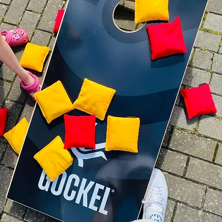 Les Atypiques De Nico Bush - Parking Sécurisé Vélos Affittacamere *