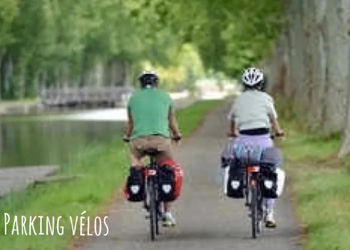 Les Atypiques De Nico Bush - Parking Sécurisé Vélos Affittacamere