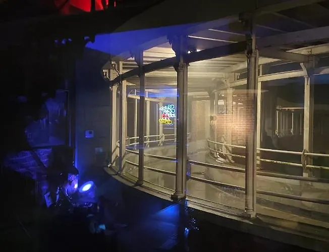 Affittacamere Les Atypiques De Nico Bush - Parking Sécurisé Vélos *