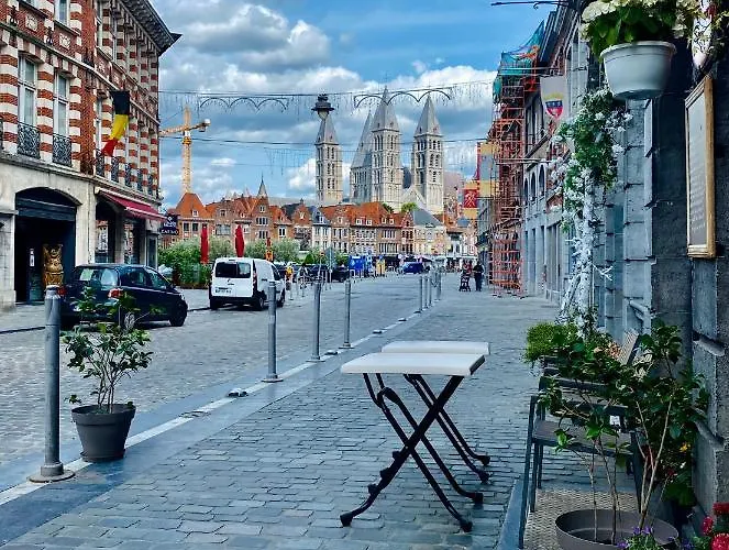 Les Atypiques De Nico Bush - Parking Sécurisé Vélos *