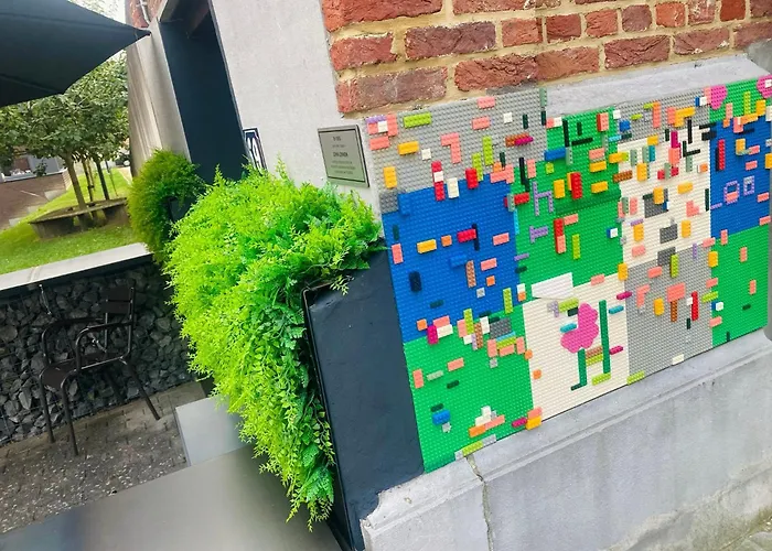 Les Atypiques De Nico Bush - Parking Sécurisé Vélos Affittacamere