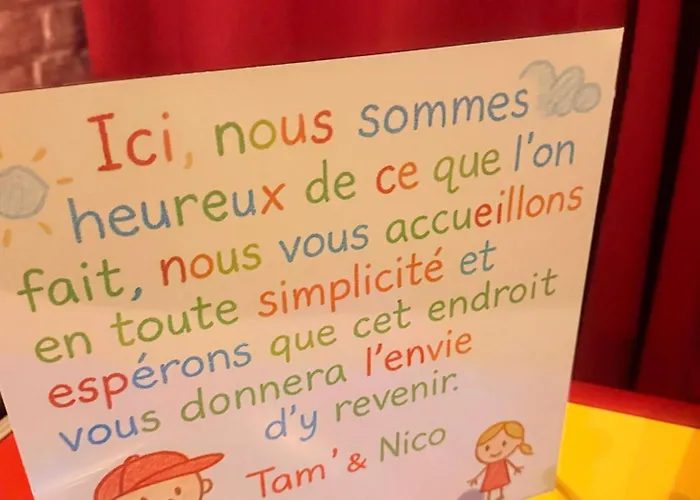 Les Atypiques De Nico Bush - Parking Sécurisé Vélos Affittacamere